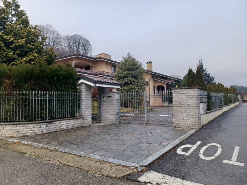 Villa a Gozzano